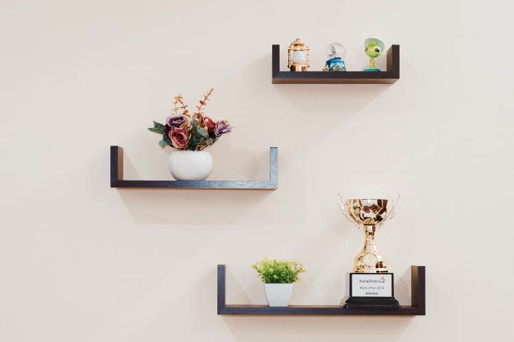 display some personal items or gorgeous decor pieces where you know people will notice them