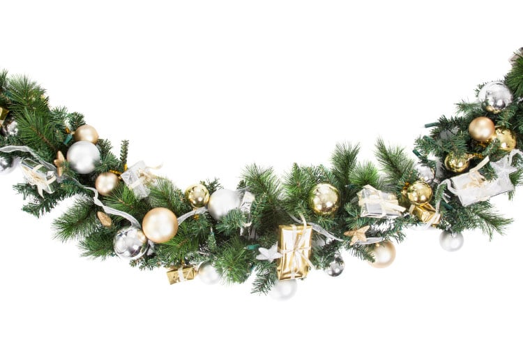 Make your own compact garlands or find miniature alternatives