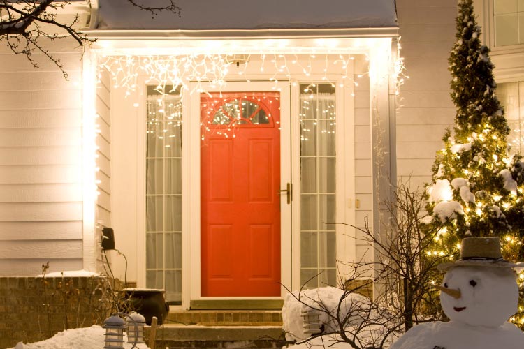 Twinkling lights capture the magic of Christmas